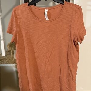 Lululemon Athletica Orange Short Sleeve T-Shirt